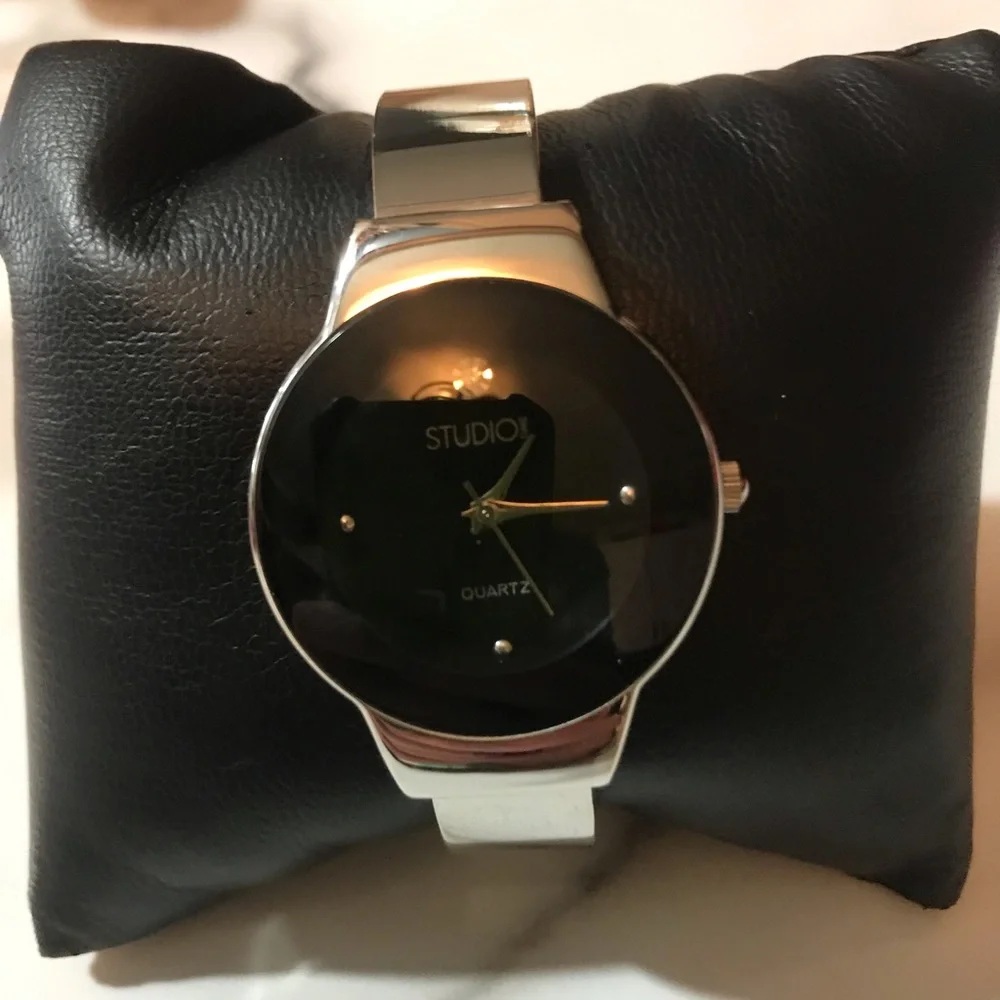 Studio Fashion Watch‎